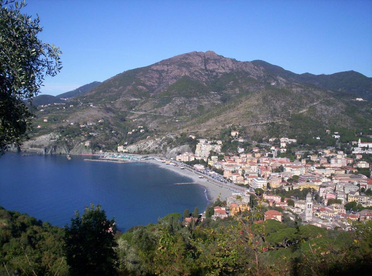 Host In Levanto - Maestrale Con Biciclette Екстер'єр фото